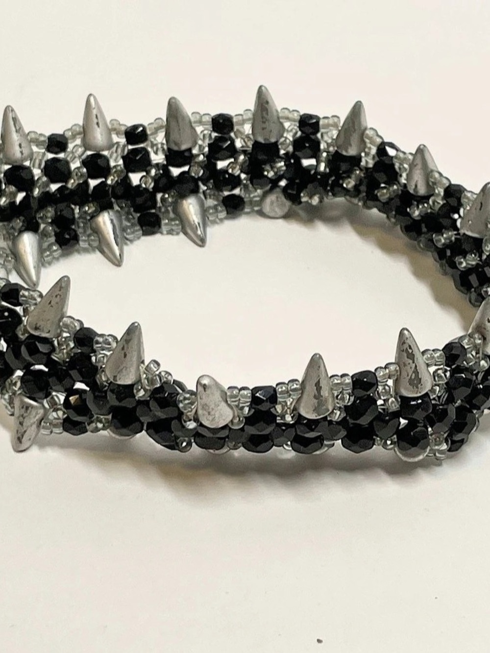 Artisan spiky Beaded Cuff Bracelet Black Grey Clear Iridescent 8” Barrel Clasp